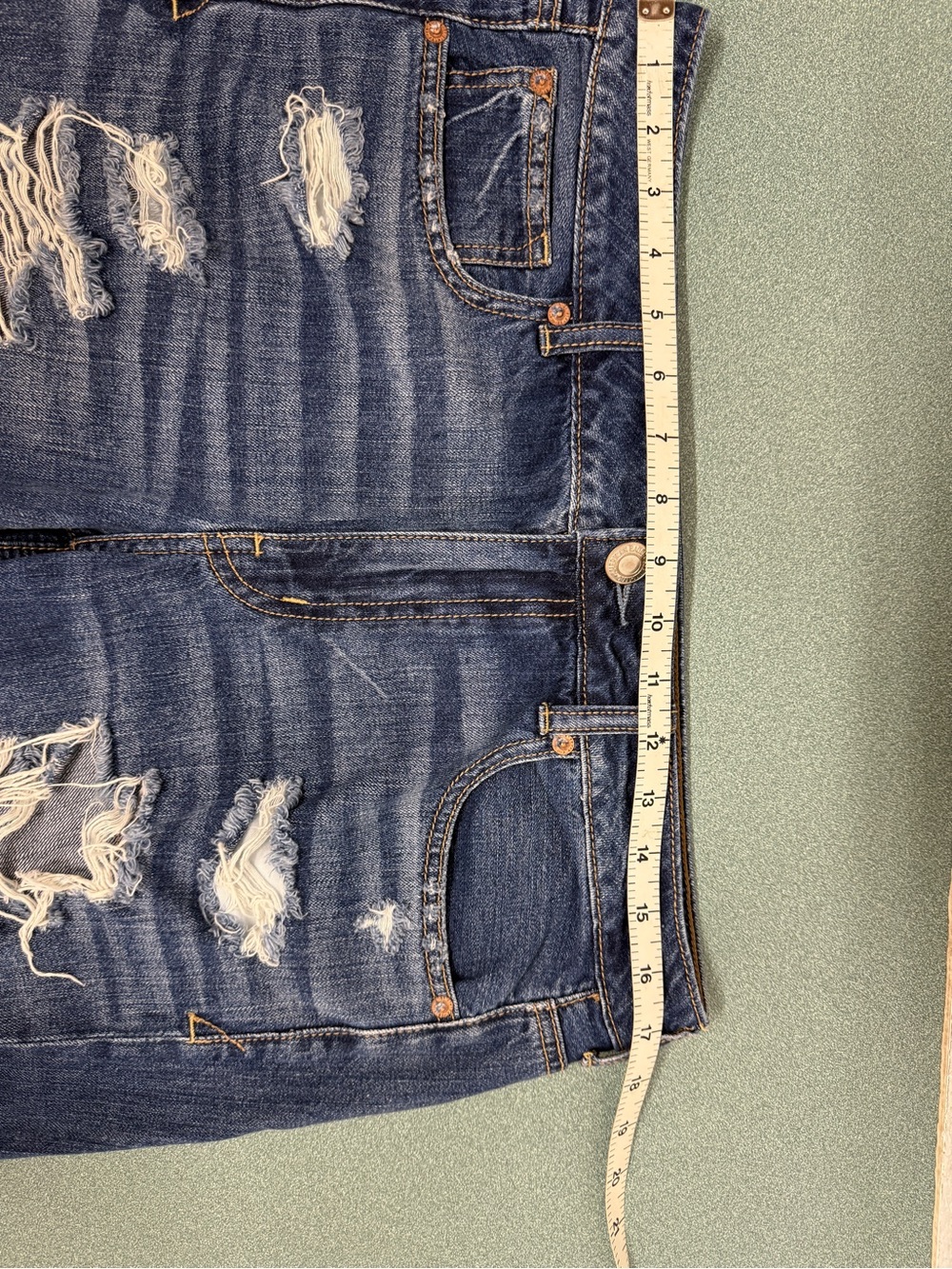 American Eagle Outfitters Distressed Bermuda Jean Shorts 10 - Picture 8 of 8